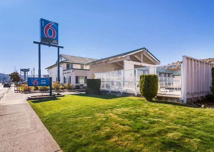 Motel 6-The Dalles, Or