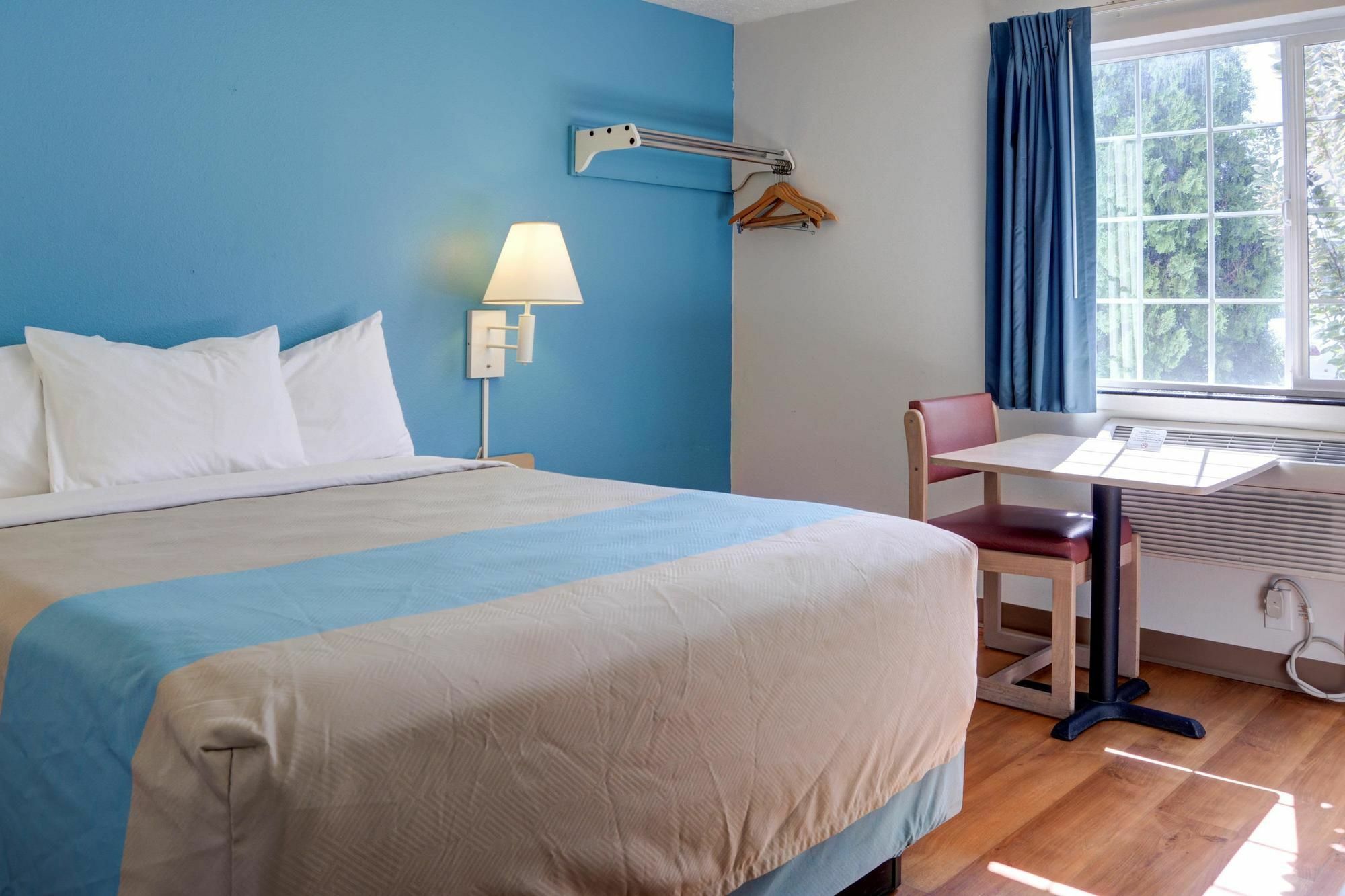 Hotel 6-the Dalles, Or 4*